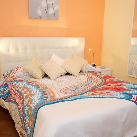 B&B L'Incrocio Salernes Extérieur photo