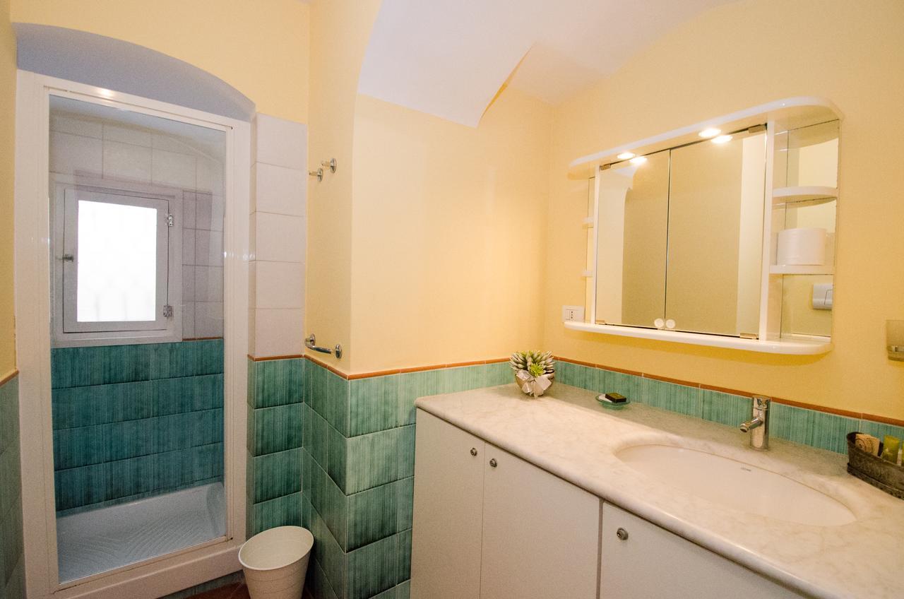 B&B L'Incrocio Salernes Extérieur photo