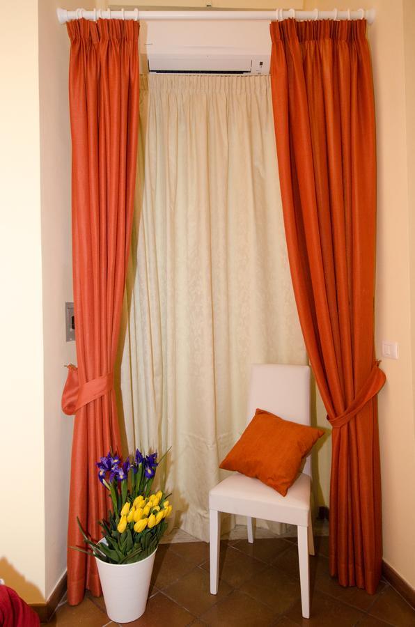 B&B L'Incrocio Salernes Extérieur photo