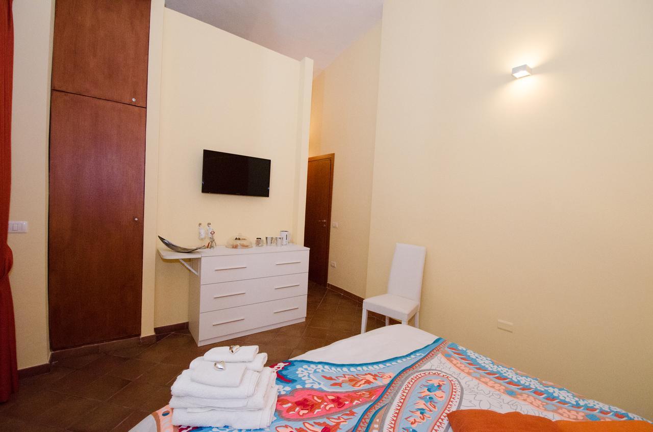 B&B L'Incrocio Salernes Extérieur photo