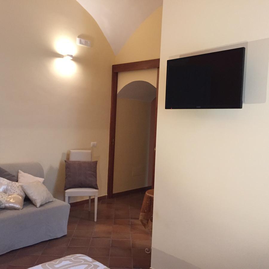 B&B L'Incrocio Salernes Extérieur photo