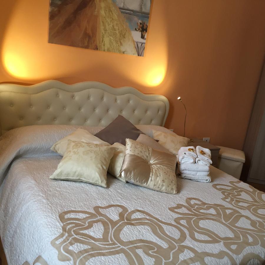 B&B L'Incrocio Salernes Extérieur photo
